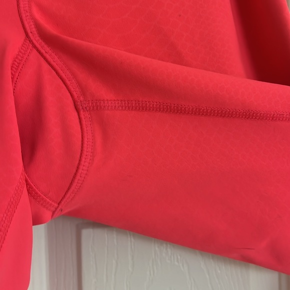 Under Armour tank + leggings - Picture 7 of 7